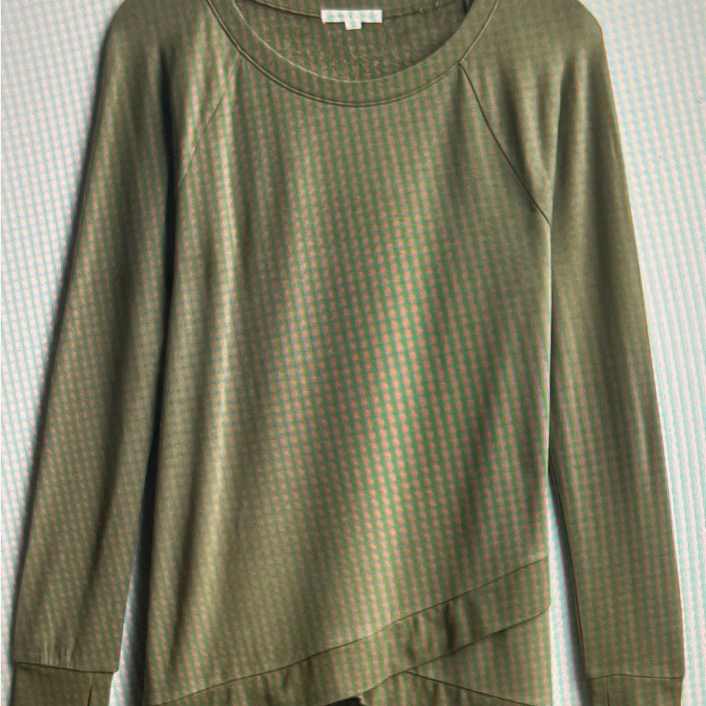 Threads 4 Thought Women's Dark Green Tunic Sweater